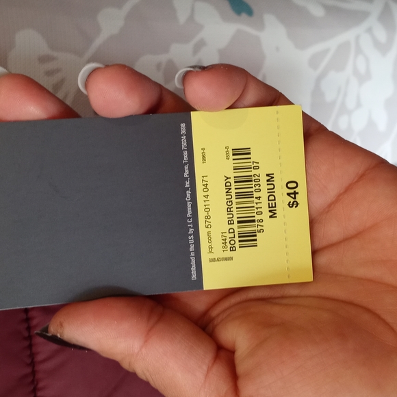 Xersion vest new with tags Bold Burgundy size M - Picture 2 of 5